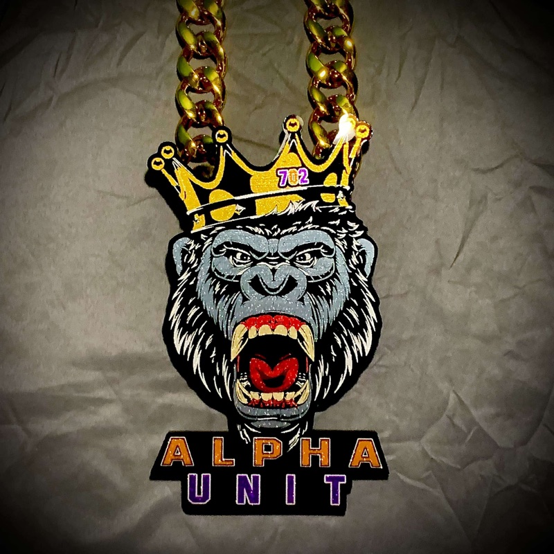 Football gorilla skinny chain pendant